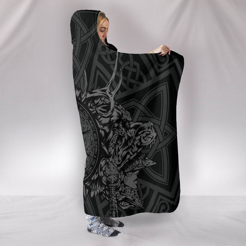 Mjolnir Hooded Blanket - VikingsBrand