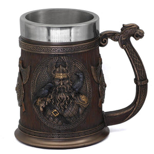 3D-Wikingerbecher mit den nordischen Göttern Odin und Thor, 650 ml