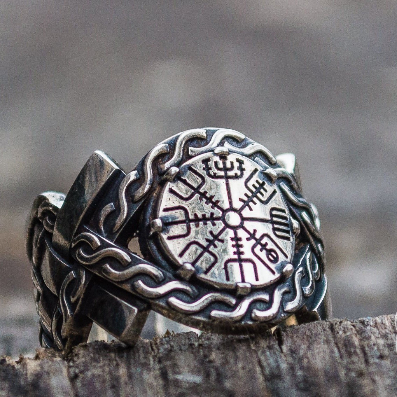 Norse Ornament Vegvisir Symbol Viking Ring - VikingsBrand