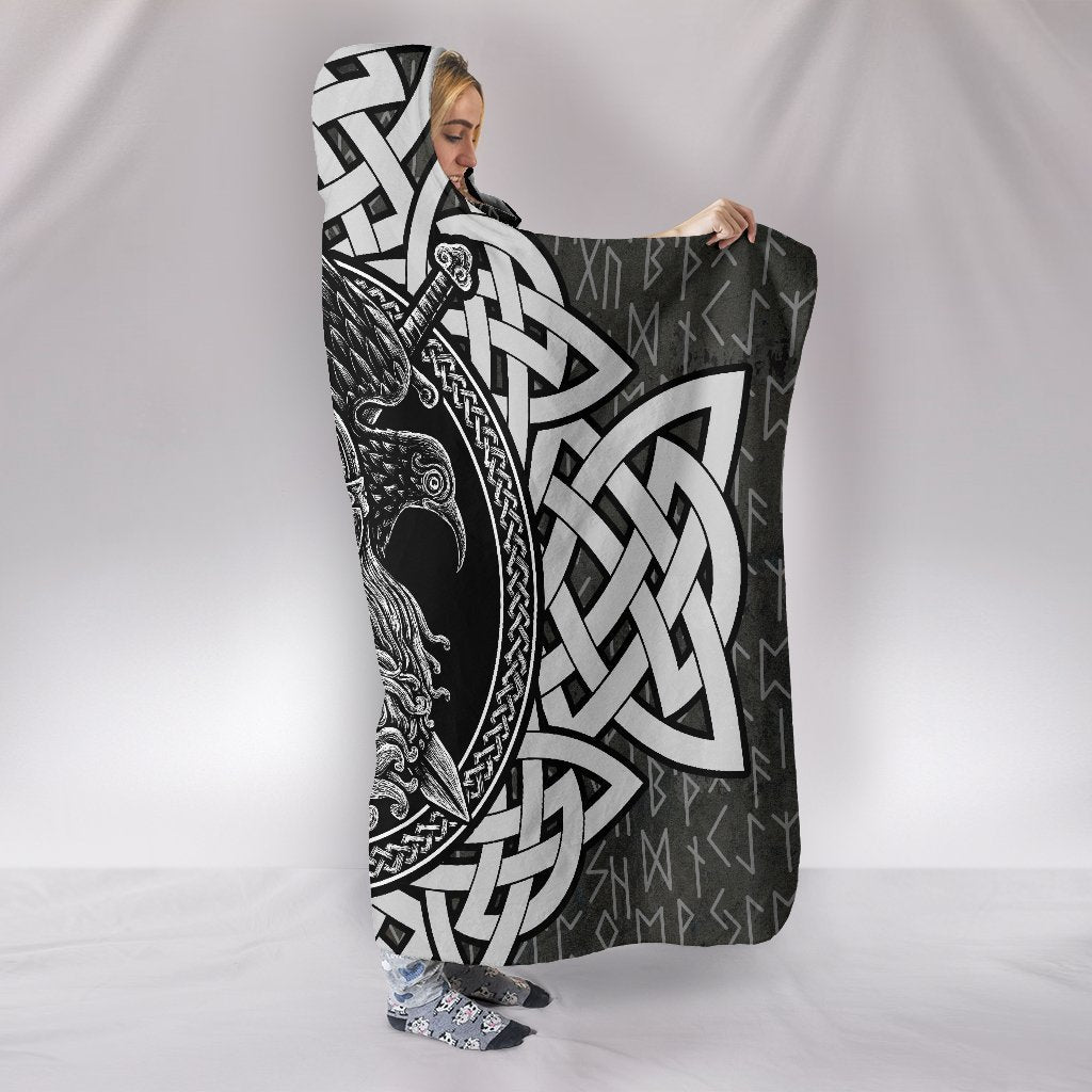 Odin with Ravens Hooded Blanket - VikingsBrand