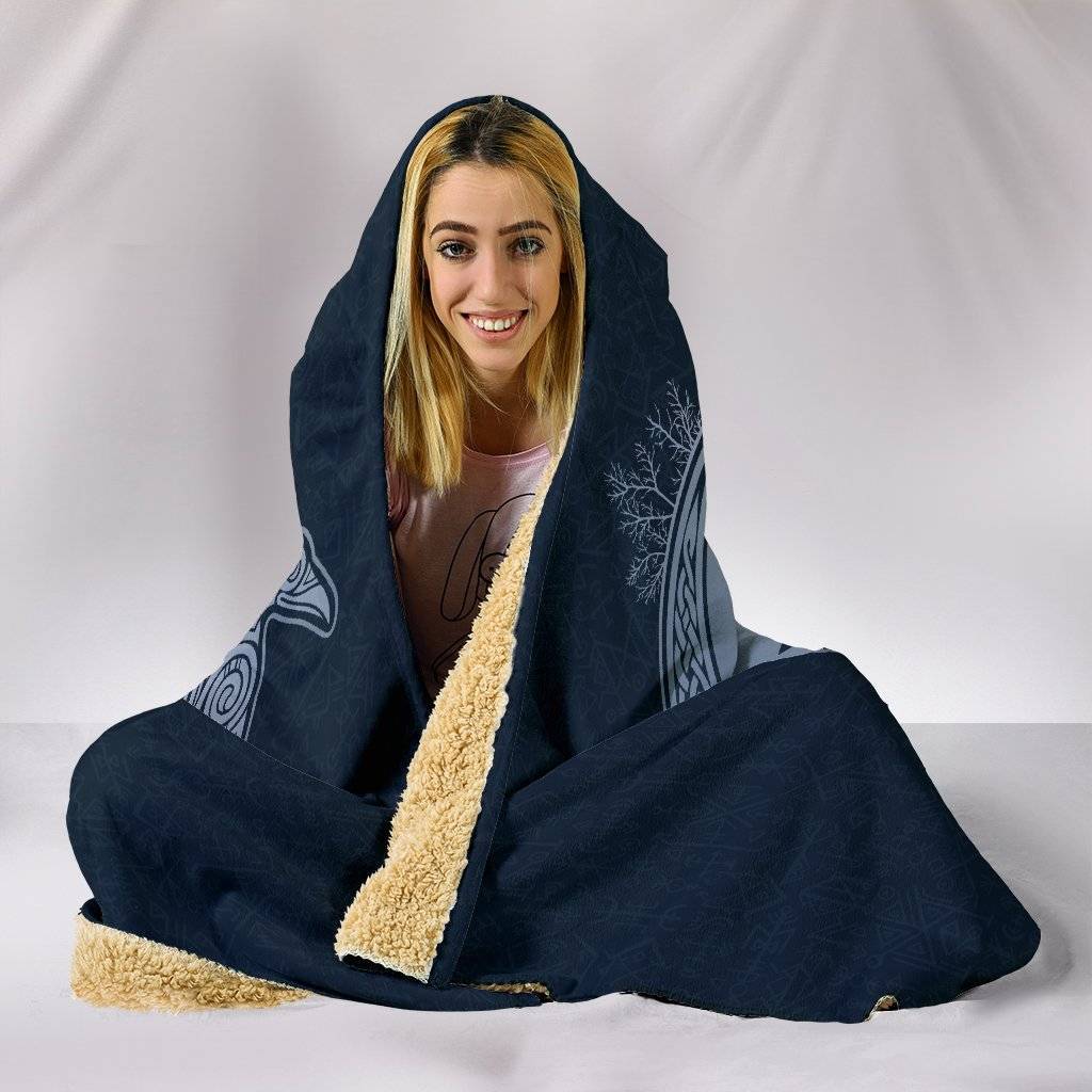 Odin's Ravens Hooded Blanket - VikingsBrand