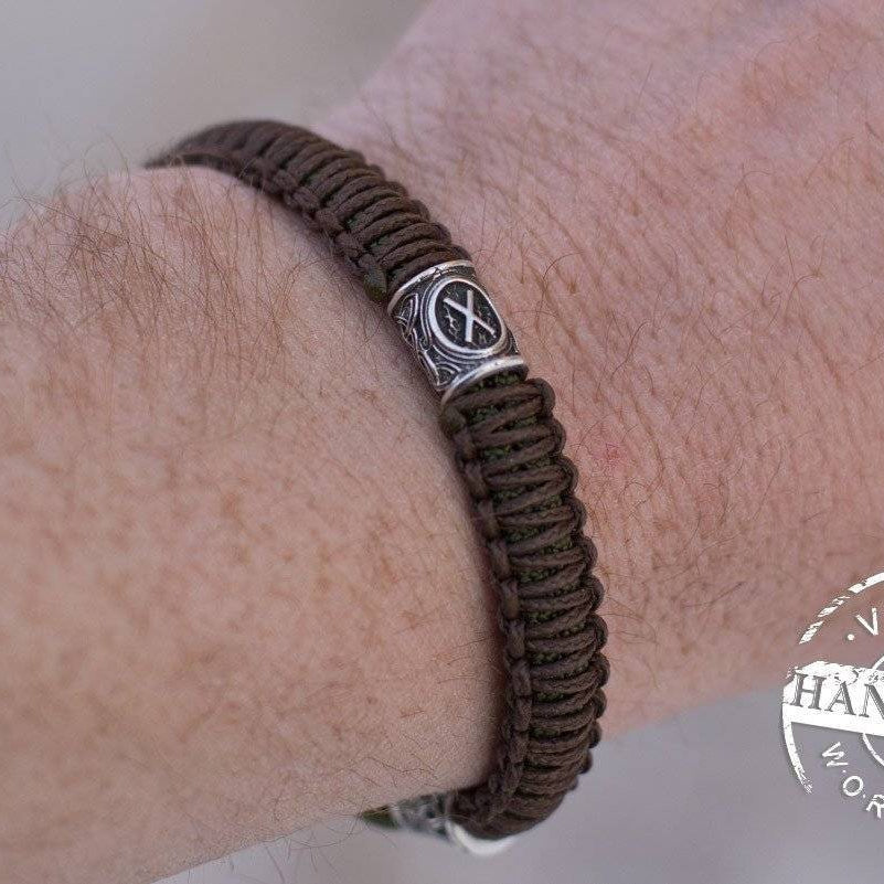 Paracord Bracelet with 3 Runes (RuneWord)                  550-plated-military-green - VikingsBrand