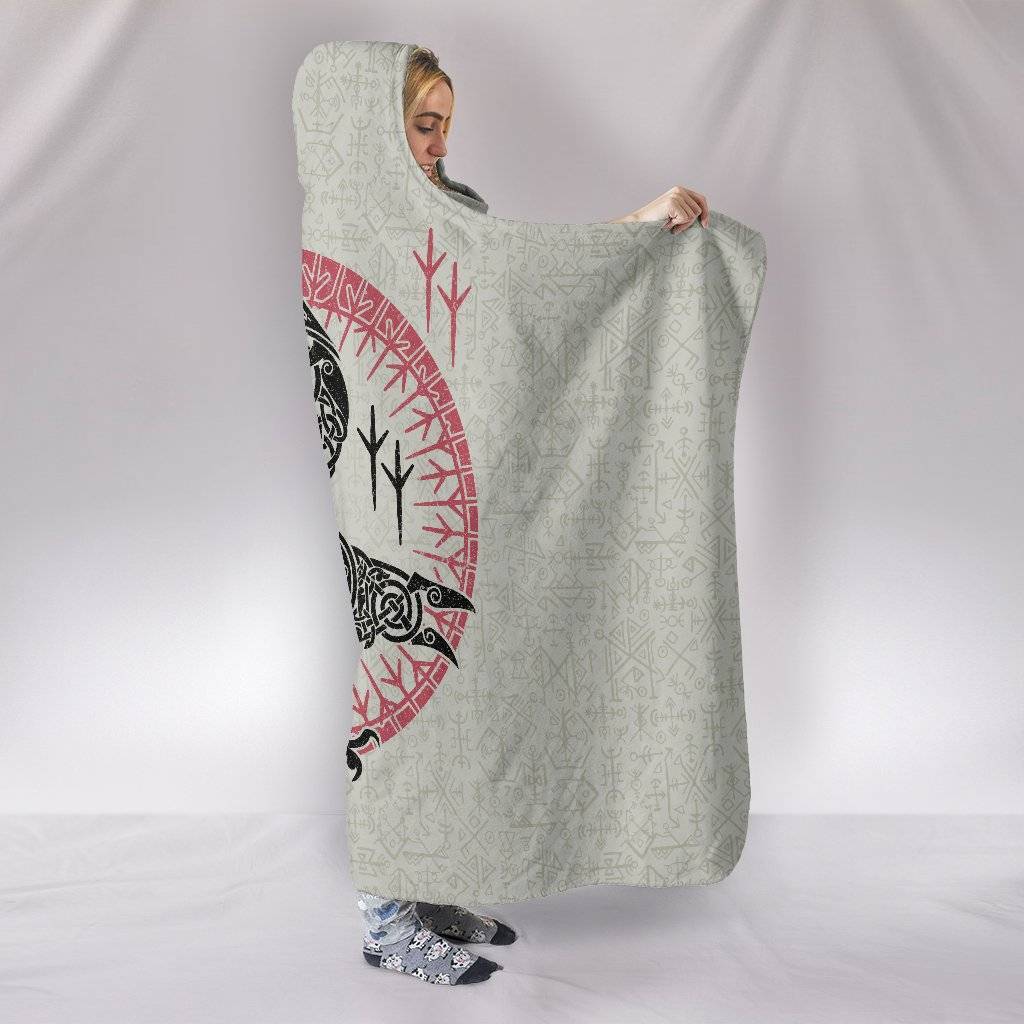 Ragnar's Raven Hooded Blanket - VikingsBrand
