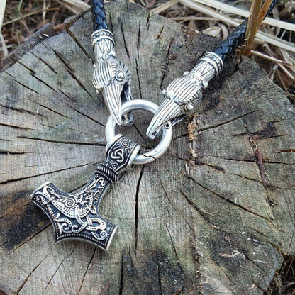 Raven Head Necklace with Mjolnir - VikingsBrand