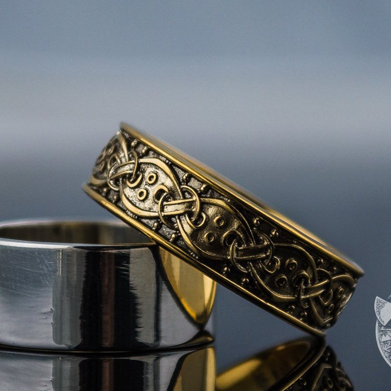 Scandinavian ornament 14K gold Viking ring – view 2