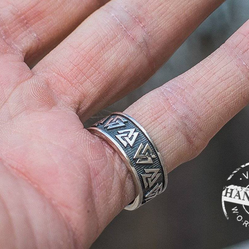 Simple Valknut Ring - VikingsBrand