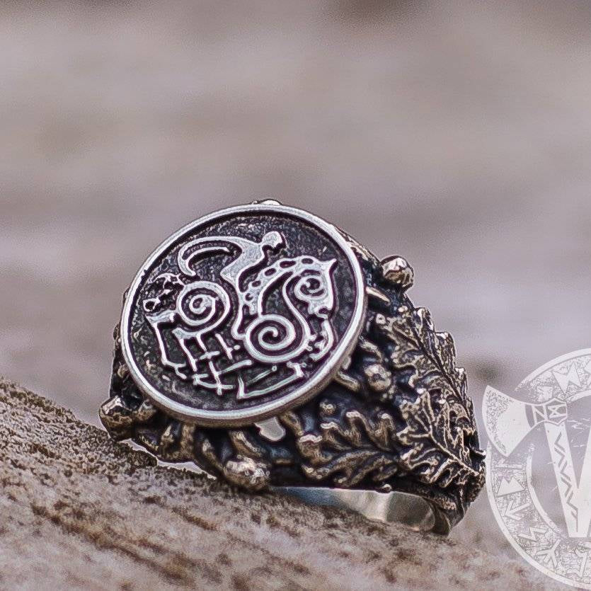 Sleipnir with Oak Leaves and Acorns Sterling Silver Viking Ring - VikingsBrand