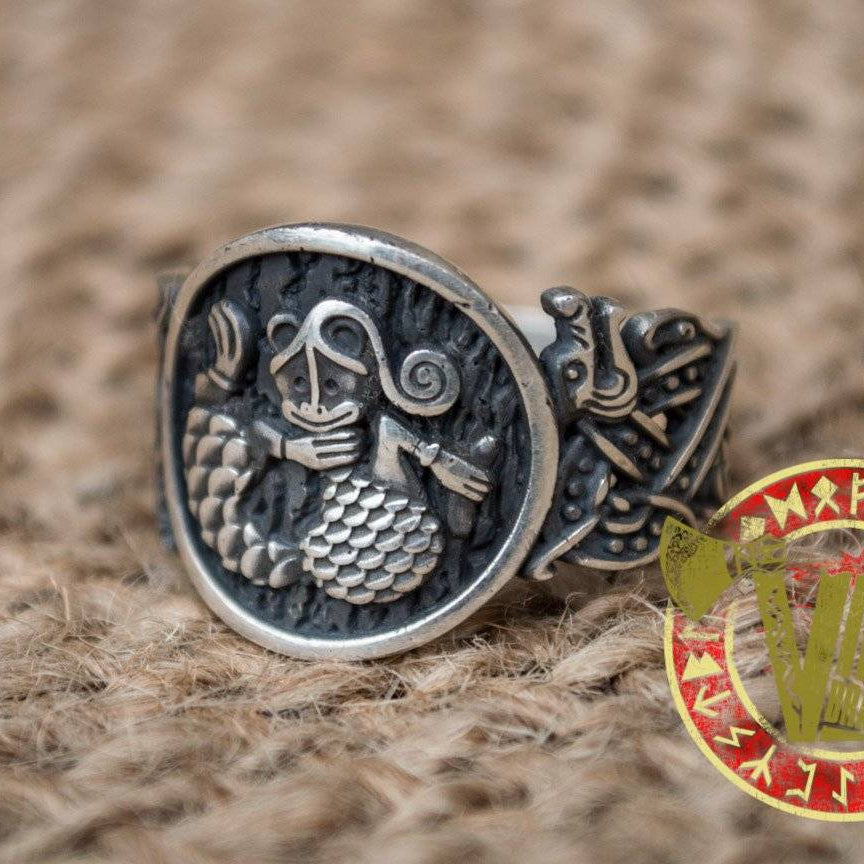 Sterling Silver Ring with  Animal Symbol and Norse Ornament - VikingsBrand