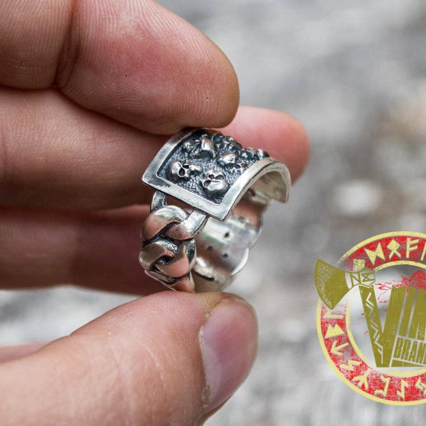 Sterling Silver Ring with Skull - VikingsBrand