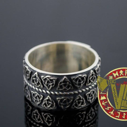 Sterling Silver Ring with Triquetra Symbol Ornament - VikingsBrand