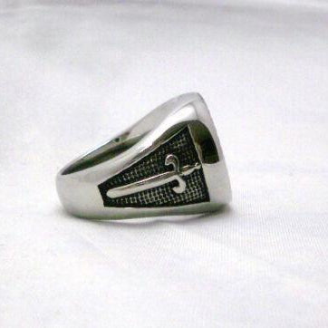 The Valknut Warriors Ring - Knot - VikingsBrand