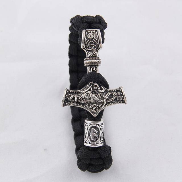 Thor's Hammer Paracord Bracelet With Rune - (SKU: 126) - VikingsBrand