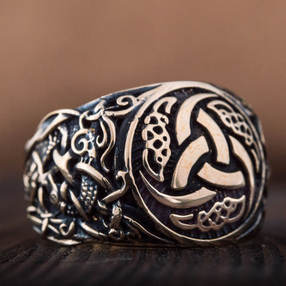 Triple Horn of Odin Bronze Viking Ring with Mammen Ornament