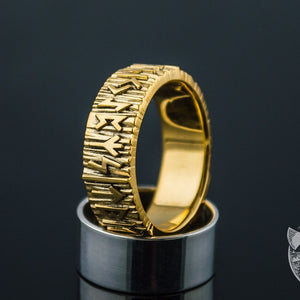 Elder Futhark rune band ring in 14k gold – view 1