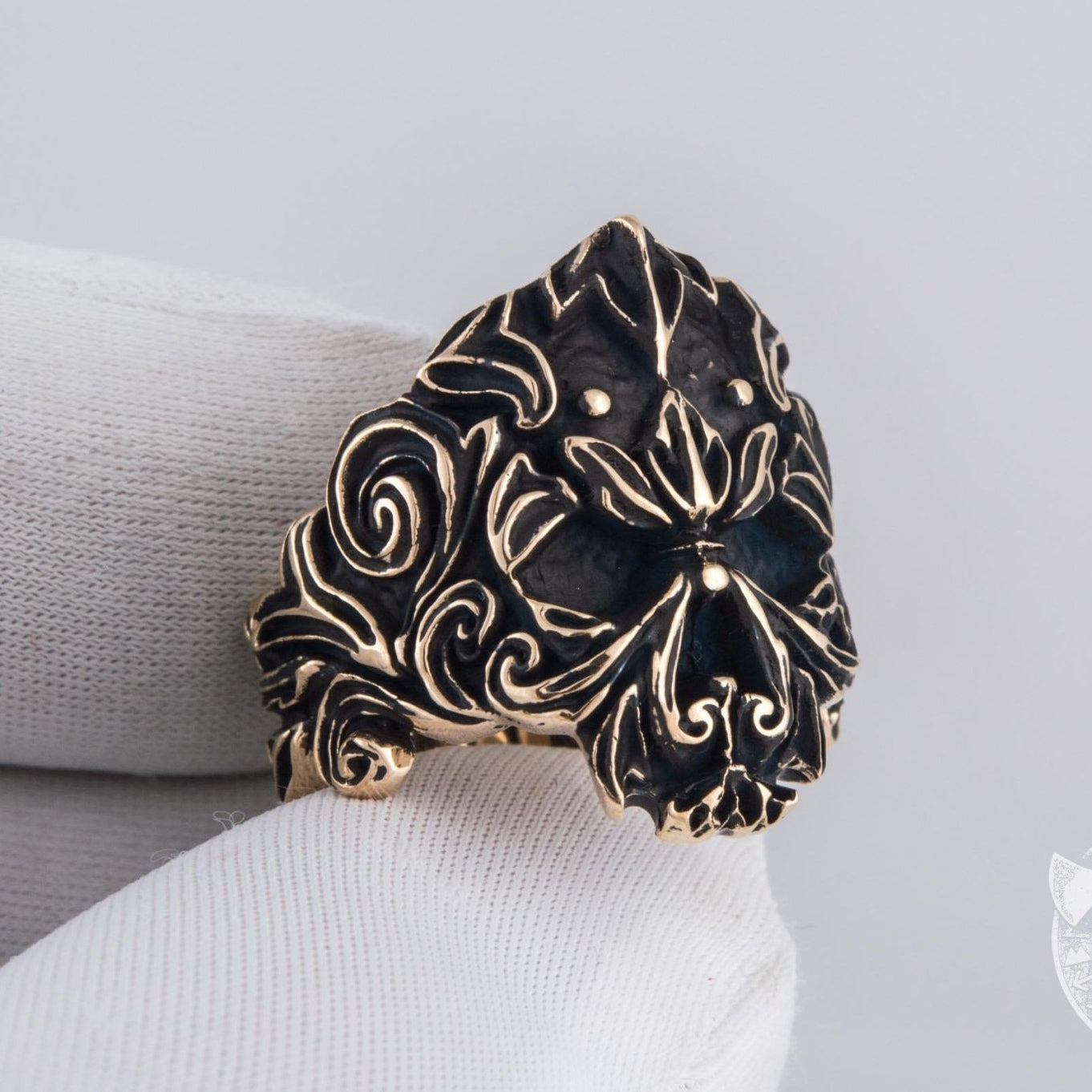 Unique Skull Bronze Ring