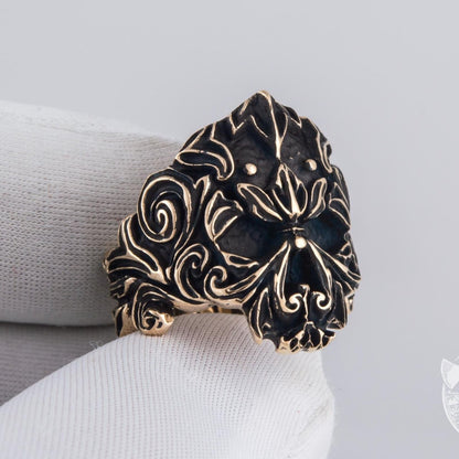 Unique Skull Bronze Ring