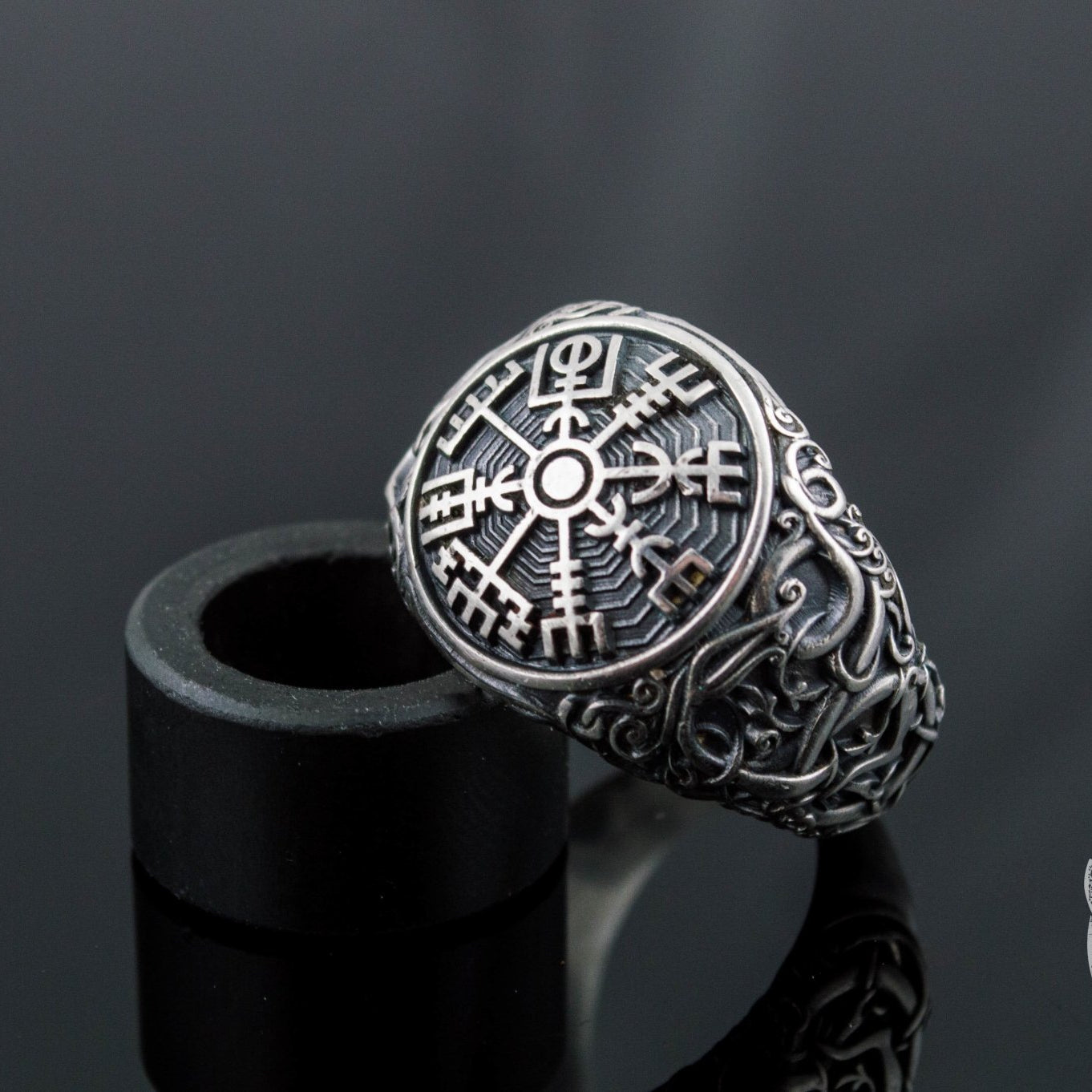 Urnes Style Vegvisir Symbol 925 Sterling Silver Norse Ring - VikingsBrand