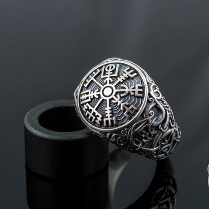 Urnes Style Vegvisir Symbol 925 Sterling Silver Norse Ring - VikingsBrand