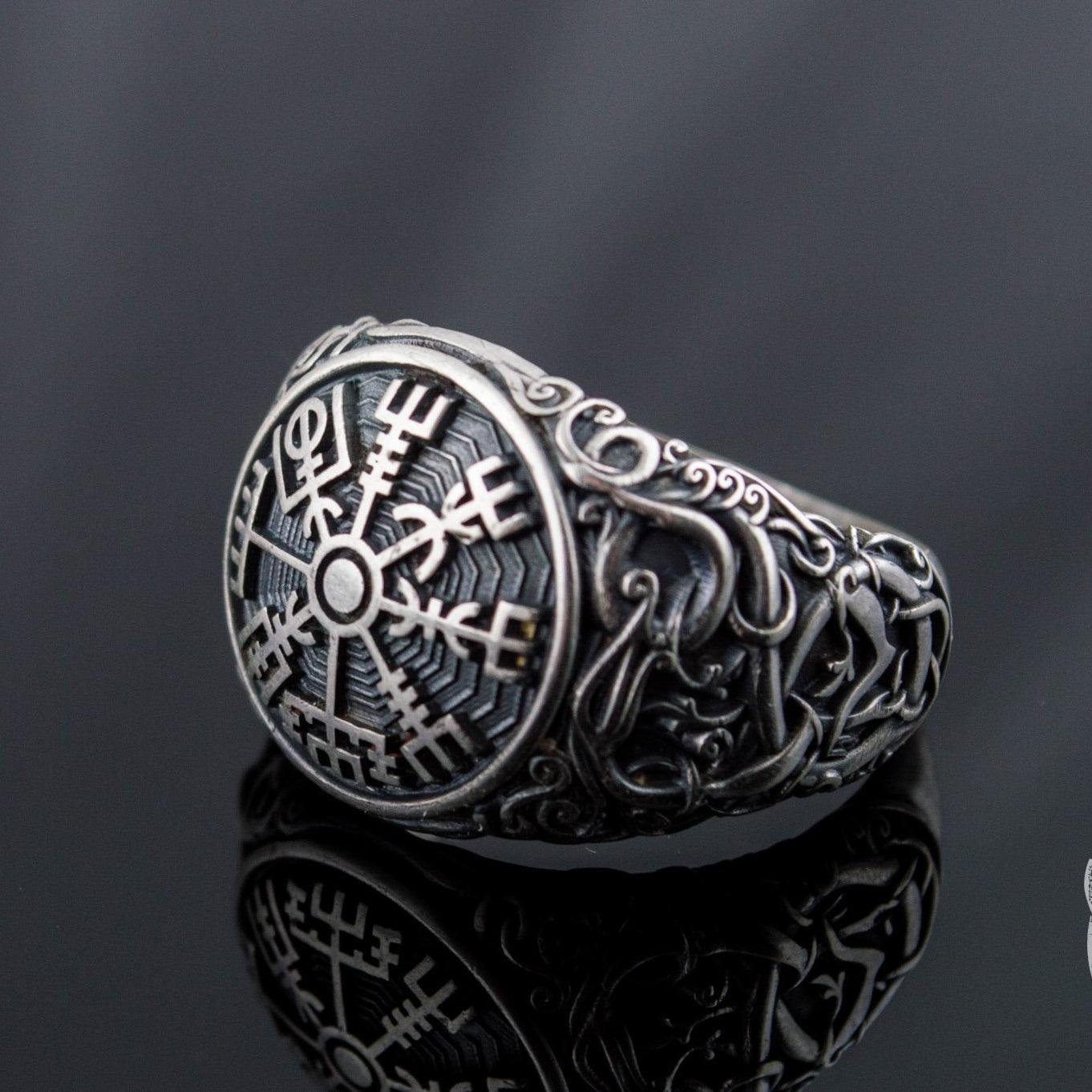 Urnes Style Vegvisir Symbol 925 Sterling Silver Norse Ring - VikingsBrand