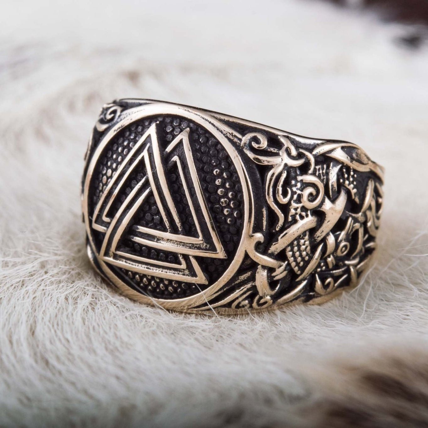 Valknut Ring with Mammen Ornament Handcrafted Bronze Viking Ring