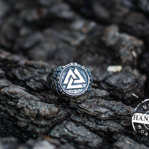 Valknut ring with oak leaves, handcrafted sterling silver Viking ring