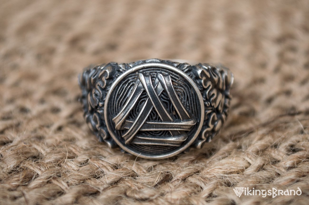 Valknut Viking Symbol with Oak Leaves and Acorns Sterling Silver Norse Ring