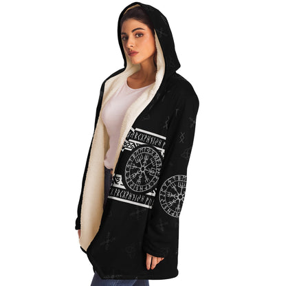 Vegvisir Premium Viking Cloak