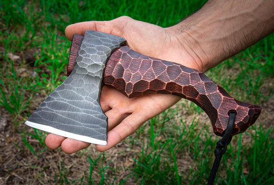 Viking Axe in Leather Case "Liten Skarp Stein"