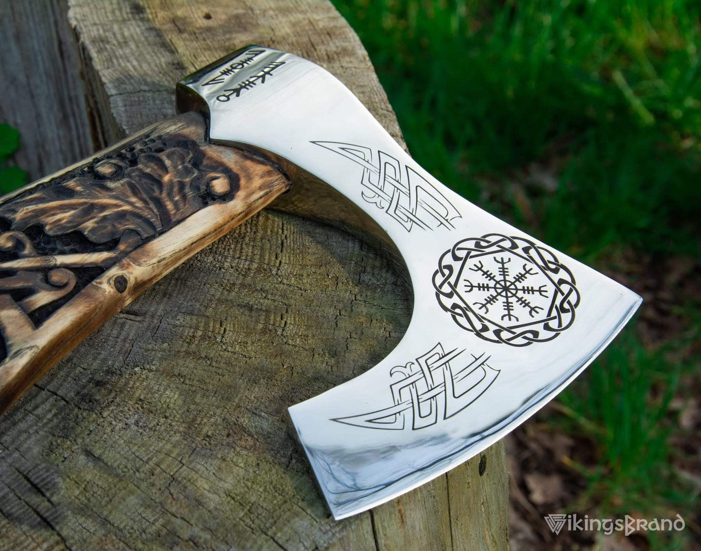 Viking Axe "Grusom bjørn" with Vegvisir and Carved Handle