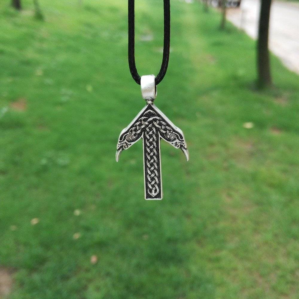 Vikings Nordic pendant necklace TIWAZ / TYR rune