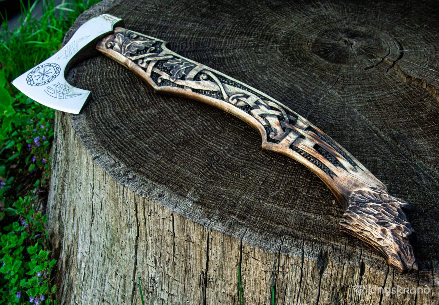 Viking Axe "Grusom bjørn" with Vegvisir and Carved Handle