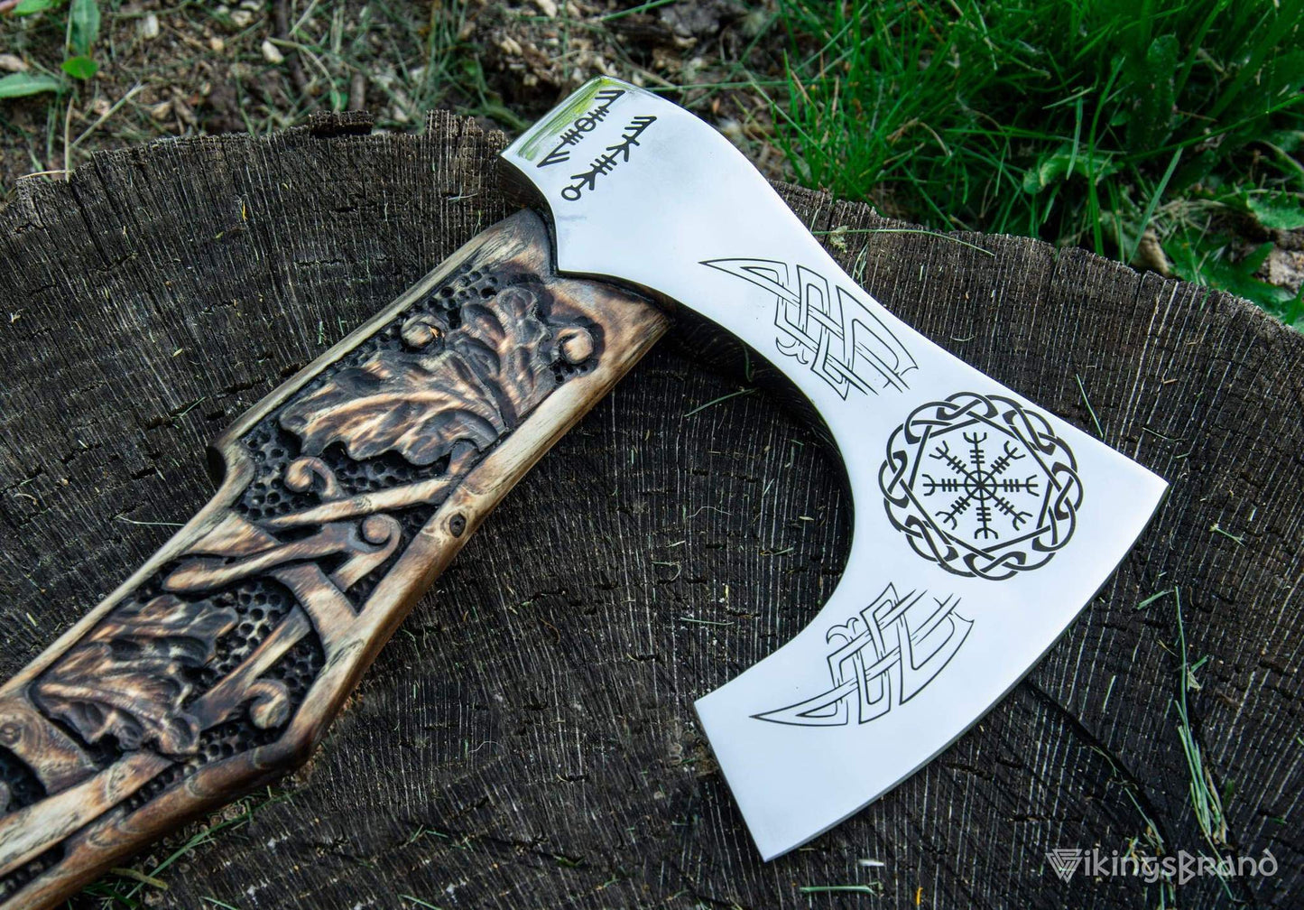 Viking Axe "Grusom bjørn" with Vegvisir and Carved Handle