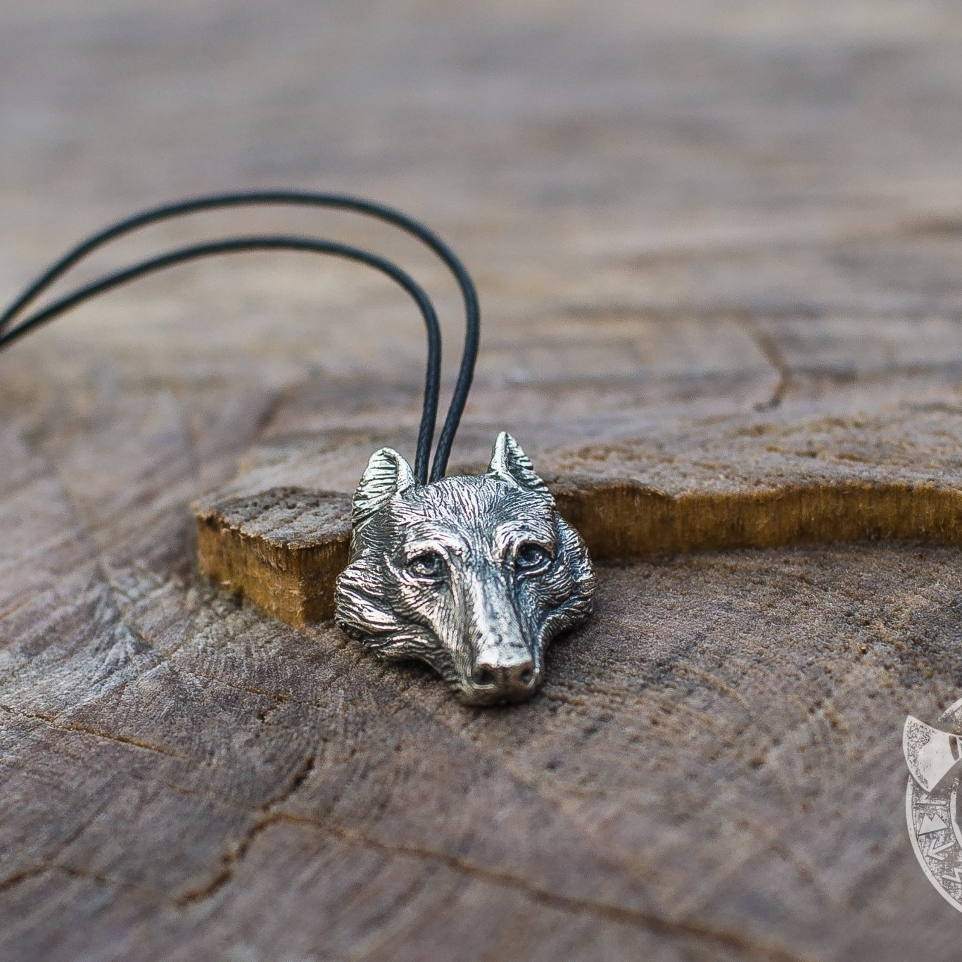 Wolf 925 Sterling Silver Pendant - VikingsBrand