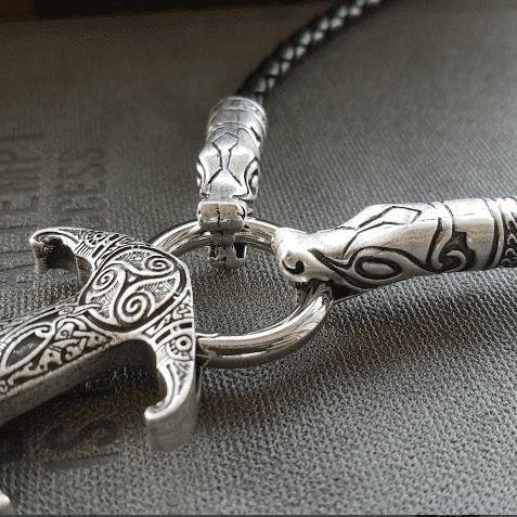 Wolf Head Necklace with Raven Mjolnir - VikingsBrand
