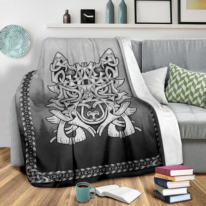 Wolf in Spruce Forest Blanket - Viking Home Decor