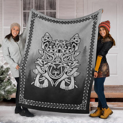 Wolf in Spruce Forest Blanket - Viking Home Decor