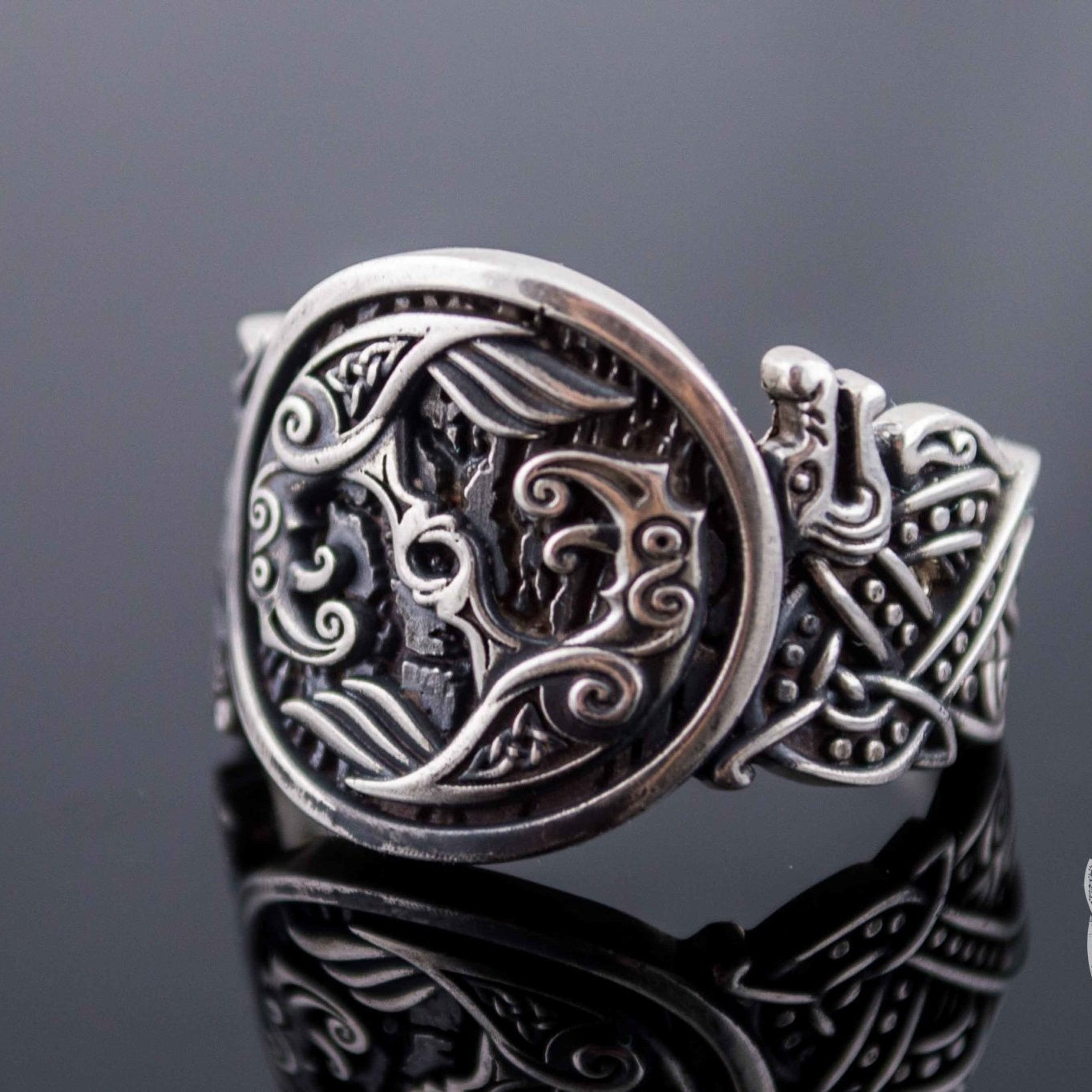 Wolf Style Odin Raven 925 Sterling Silver Viking Ring - VikingsBrand