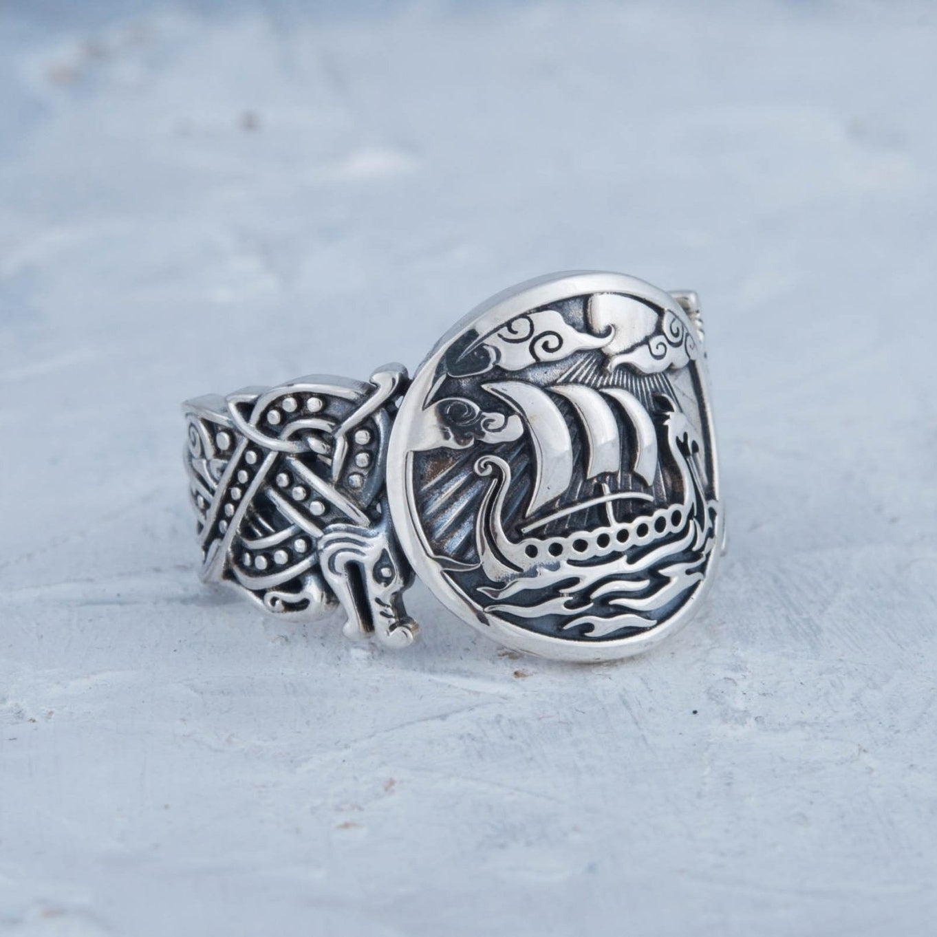 Wolf Style Ornament Drakkar Symbol 925 Sterling Silver Viking Ring - VikingsBrand