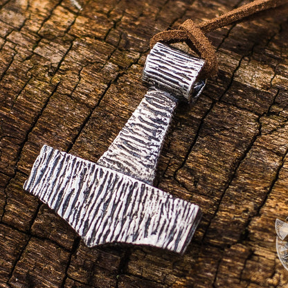 Wooden Style Thor's Hammer 925 Sterling Silver Pendant - VikingsBrand